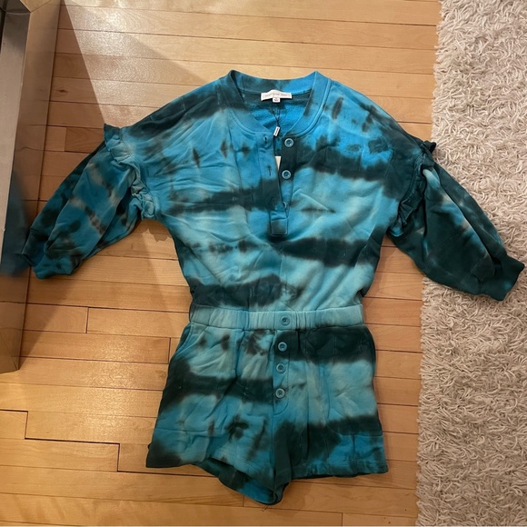 Something Navy tie dye romper. Size small - Picture 3 of 3